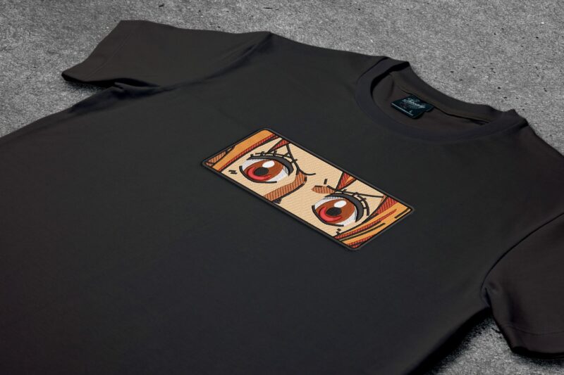 Crna majica sa vezom inspirisana One Piece anime serijalom, sa motivom Nami