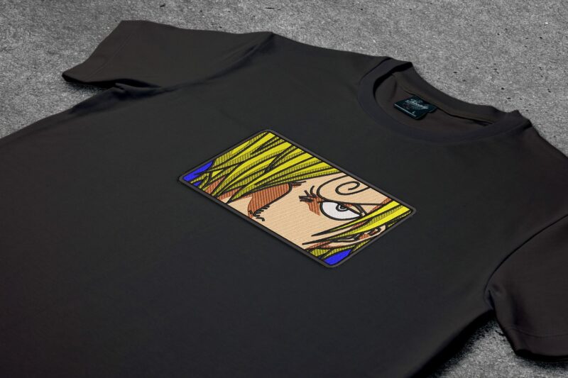 Crna majica sa vezom inspirisana One Piece anime serijalom, sa motivom Vinsmoke Sanji