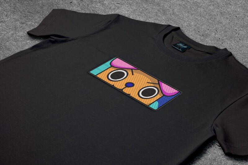 Crna majica sa vezom inspirisana One Piece anime serijalom, sa motivom Tony Tony Chopper