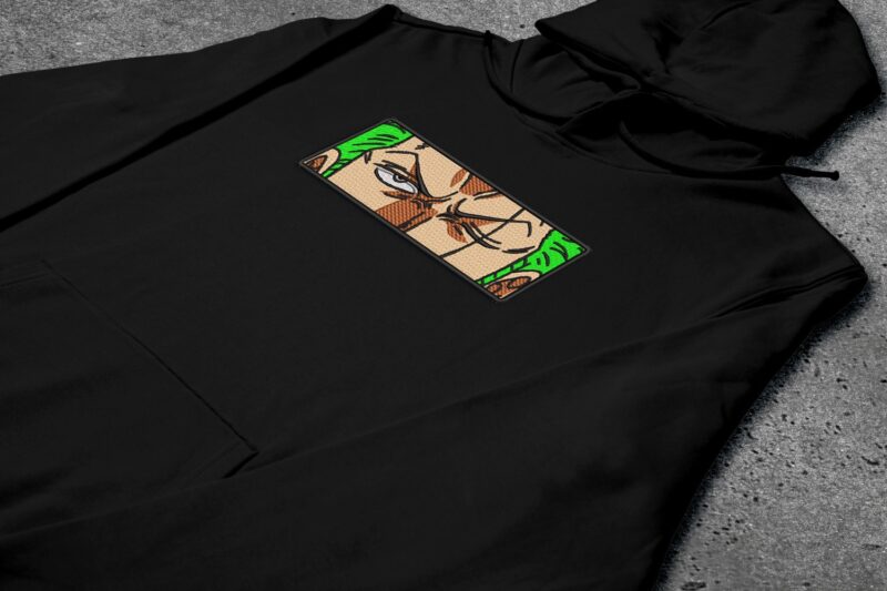 Crni duks sa vezom inspirisan One Piece anime serijalom, sa motivom Roronoa Zoro